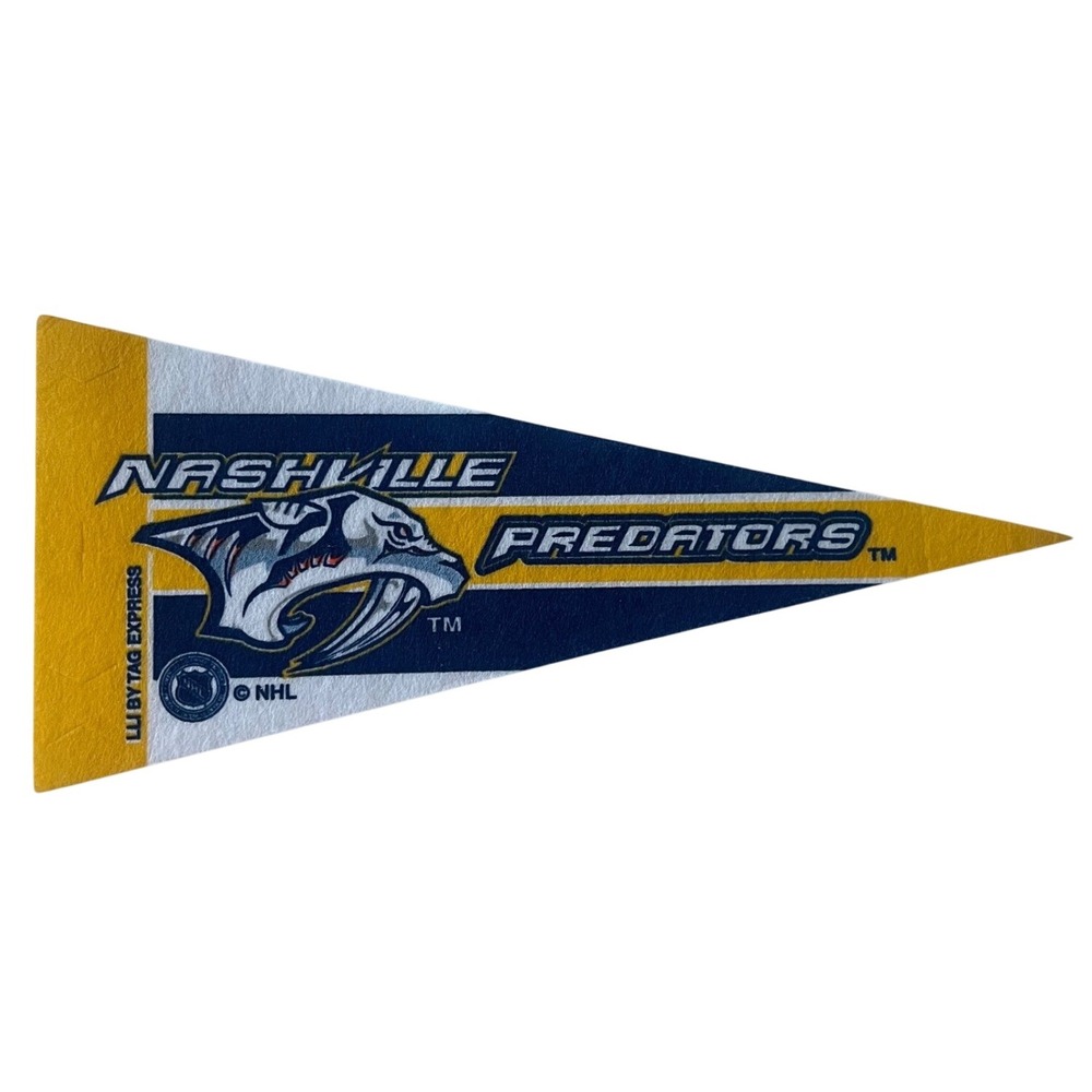 Nashville predators Vintage NHL Hockey Mini Pennant 9"x4" Felt‎ Banner Flag